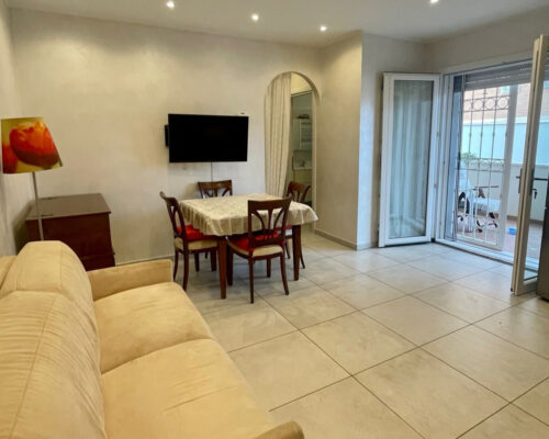 ”Home parking near the Airport and beach” in Fiumicino