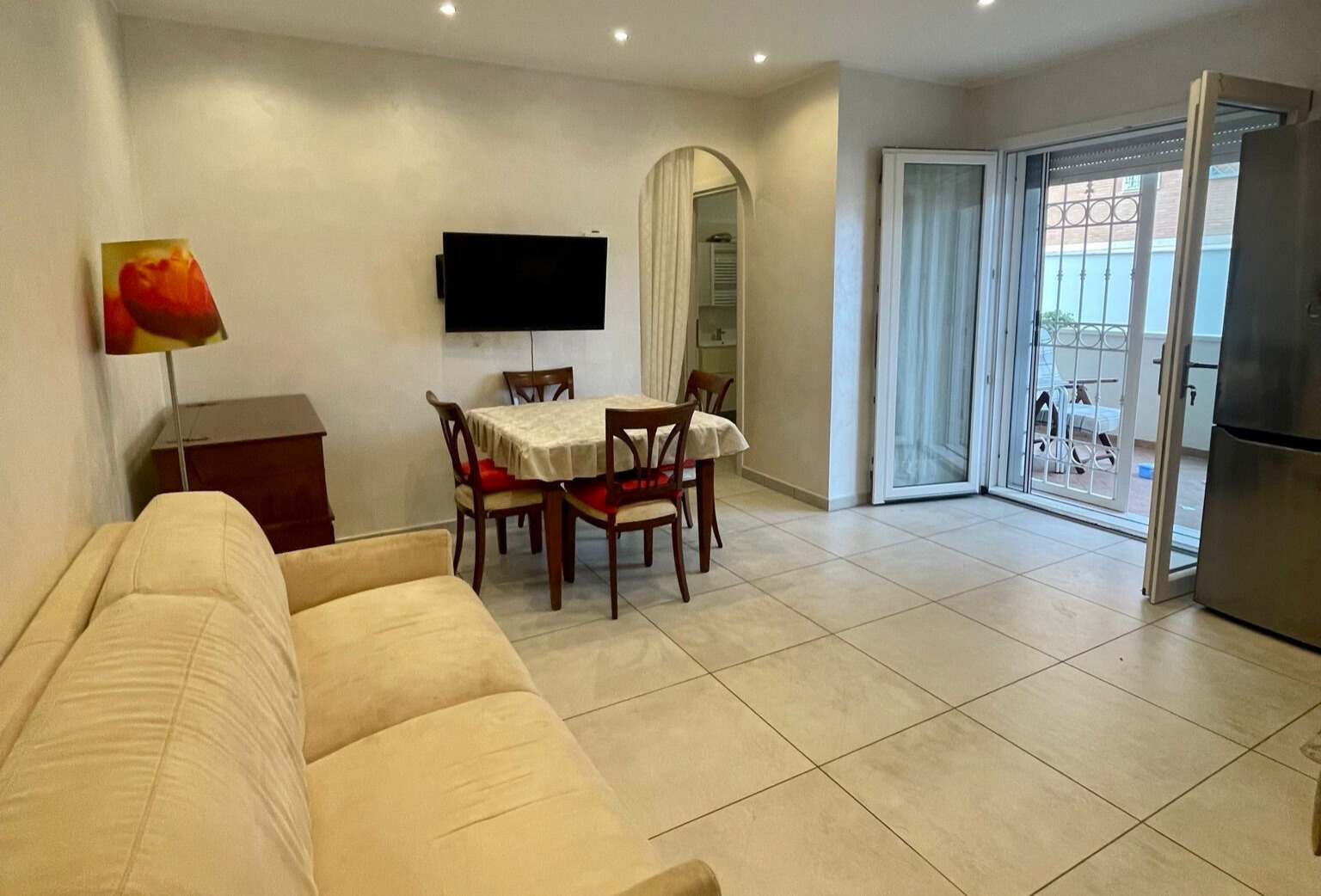 ”Home parking near the Airport and beach” in Fiumicino